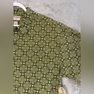 High Sierra Men’s XL Short Sleeve Button-Up Shirt Green Geometric Cotton NWT